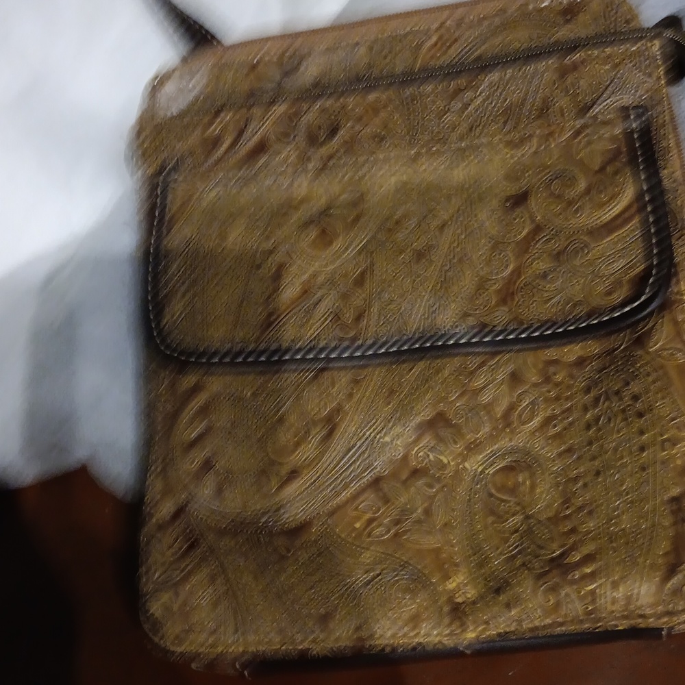 Relic Purse - Picture 2 of 2